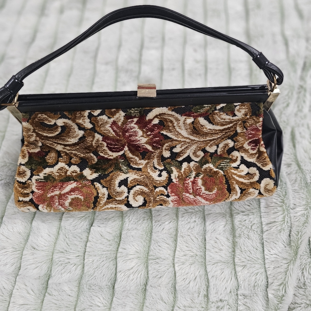 VTG 1950's Elegant Floral Tapestry Handbag